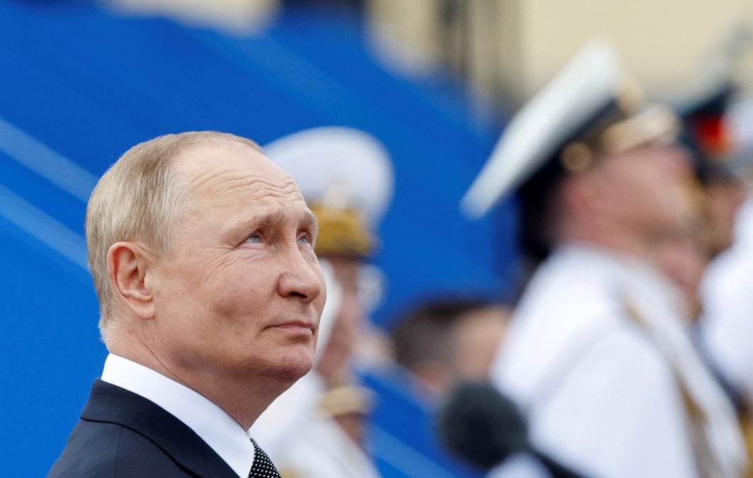 La marine russe va se doter de missiles hypersoniques, annonce poutine