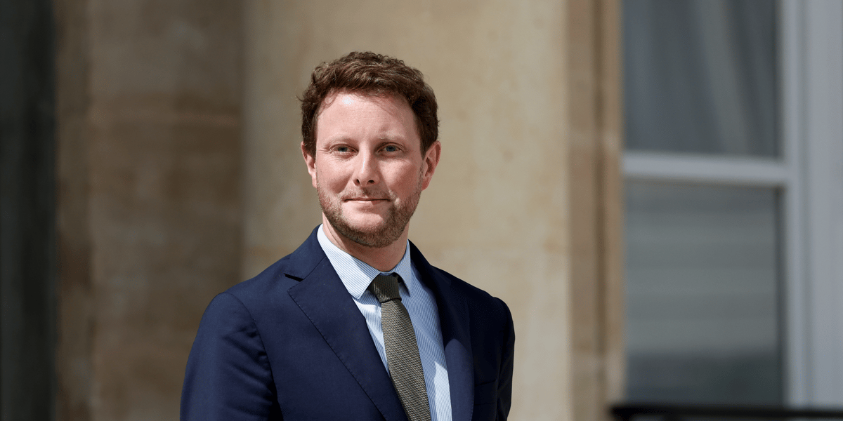 Le ministre delegue aux transports, clement beaune, quitte le palais de l'elysee apres la reunion hebdomadaire du cabinet, a paris