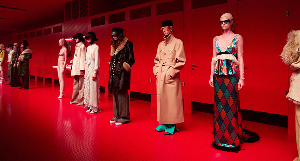 Cette année, la Fashion Week veut remettre la fête au goût du jour.