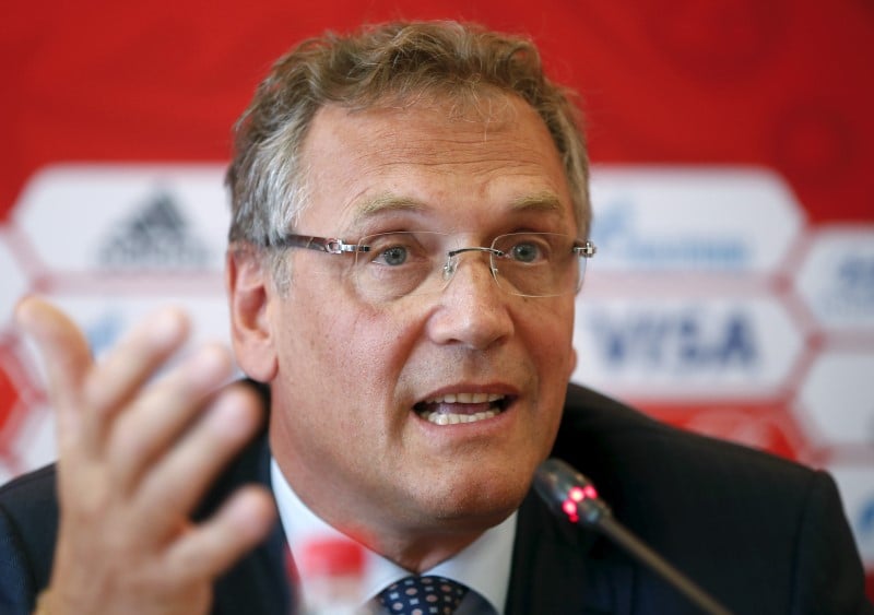 Jerome valcke demis de ses fonctions de secretaire general de la fifa