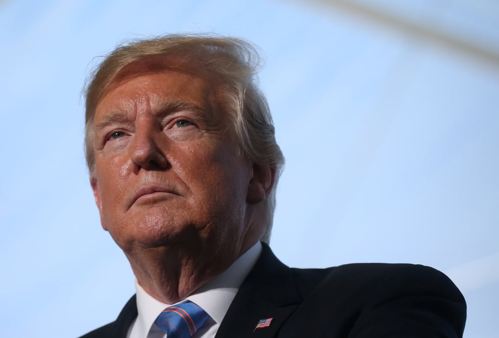 Trump sur le point de signer un decret hostile a huawei