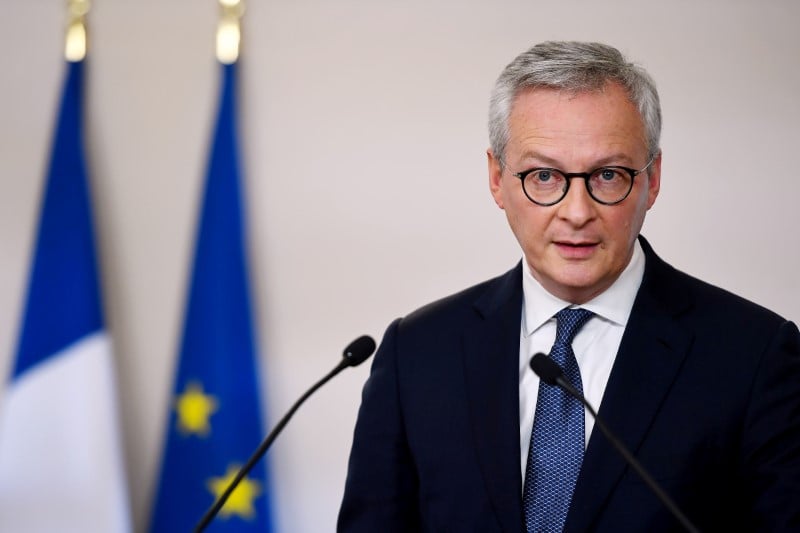 France: contraction du pib attendue a -11% en 2020, annonce le maire
