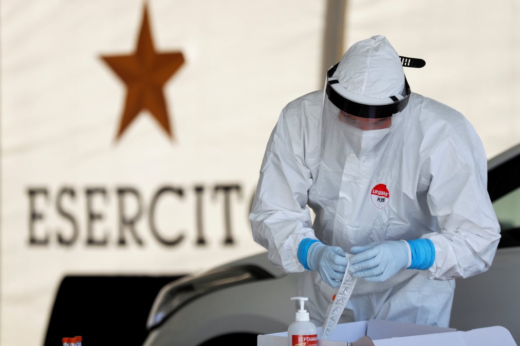 Coronavirus: nouveau record de contaminations en italie, hausse marquee en lombardie