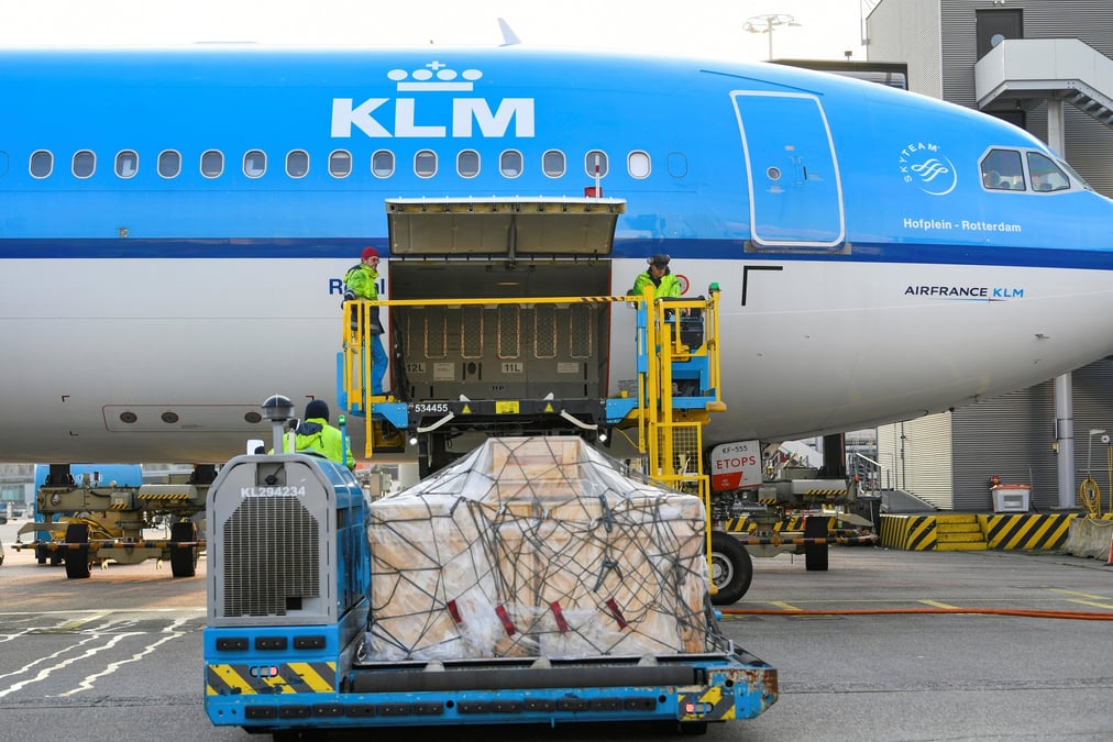 La justice neerlandaise rejette un recours de greenpeace sur l'aide a klm