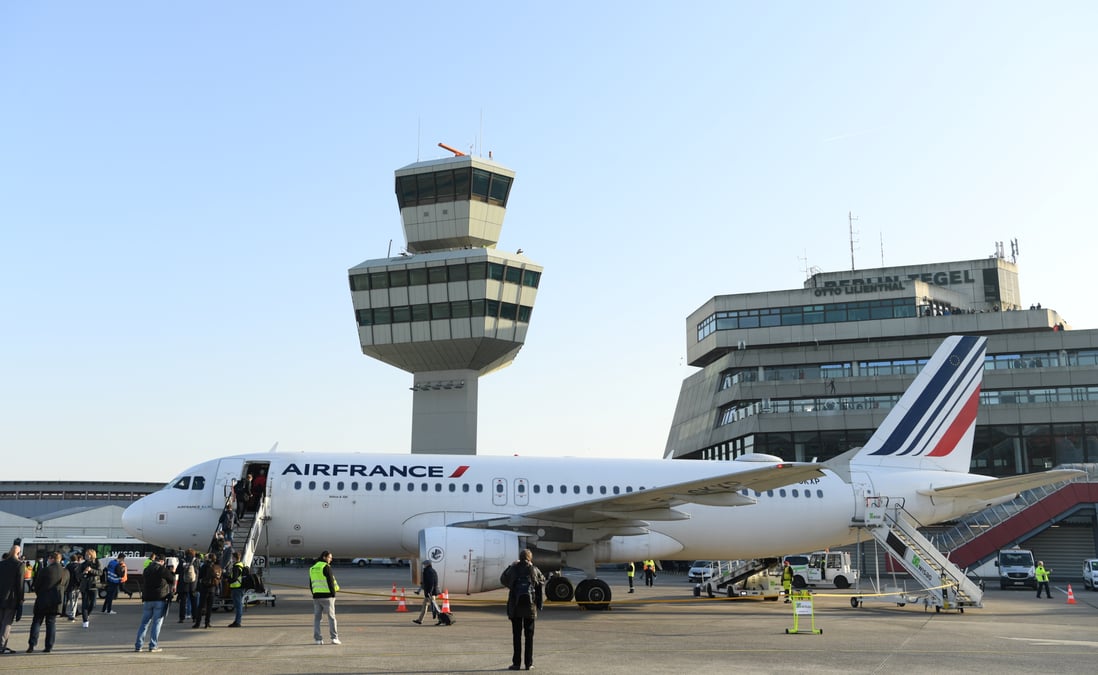 Le maroc suspendra vendredi soir le trafic aerien avec la france, selon l'agence marocaine de presse