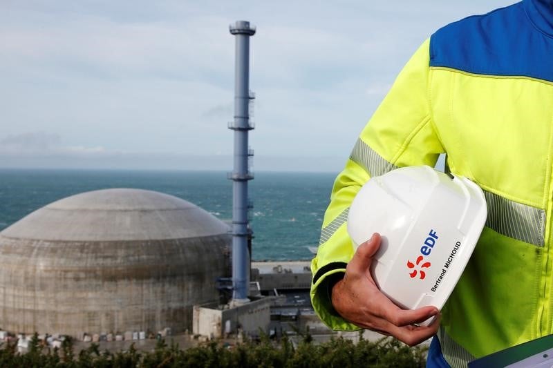 Edf: l'ebitda 2016 recule de 6,7%, rebond prevu pour 2018