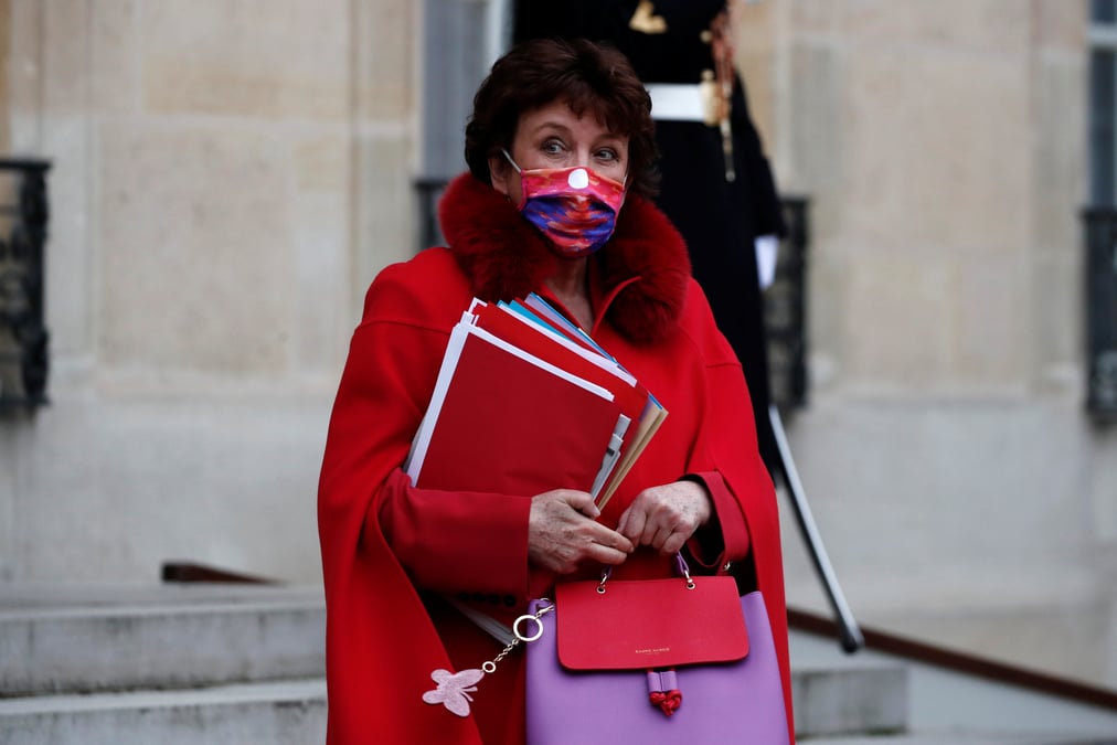 France: possible reouverture echelonnee pour la culture, dit bachelot