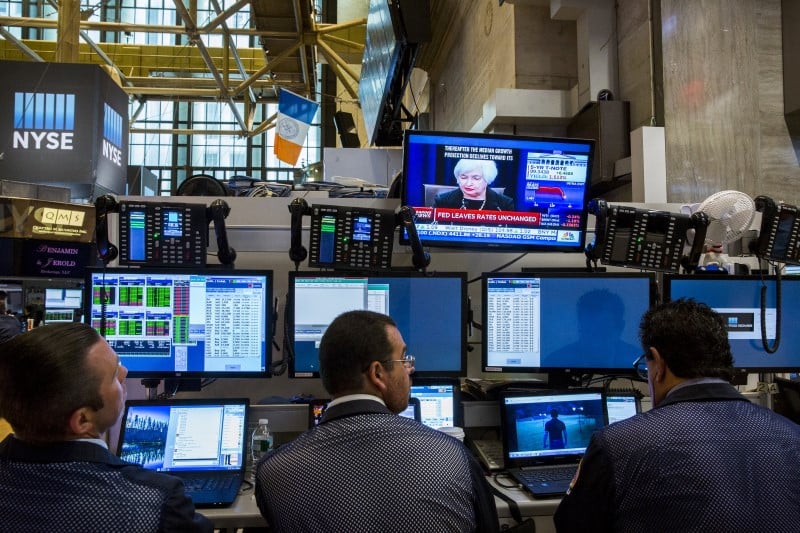 Wall street termine sur une note mitigee apres la fed