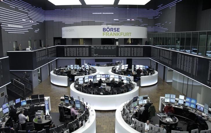 Les bourses europeennes en baisse a mi-seance