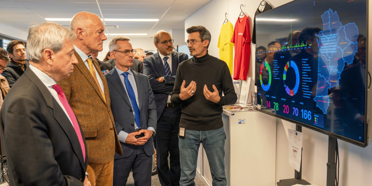 Face à la croissance des cybermenaces, le préfet de région Étienne Guyot, le président du conseil régional Alain Rousset, et le président et le directeur du Cyber Campus Nouvelle-Aquitaine, Mathieu Hazouard et Guy Flament, ont signé une convention pour coordonner leurs actions le 8 janvier 2024.