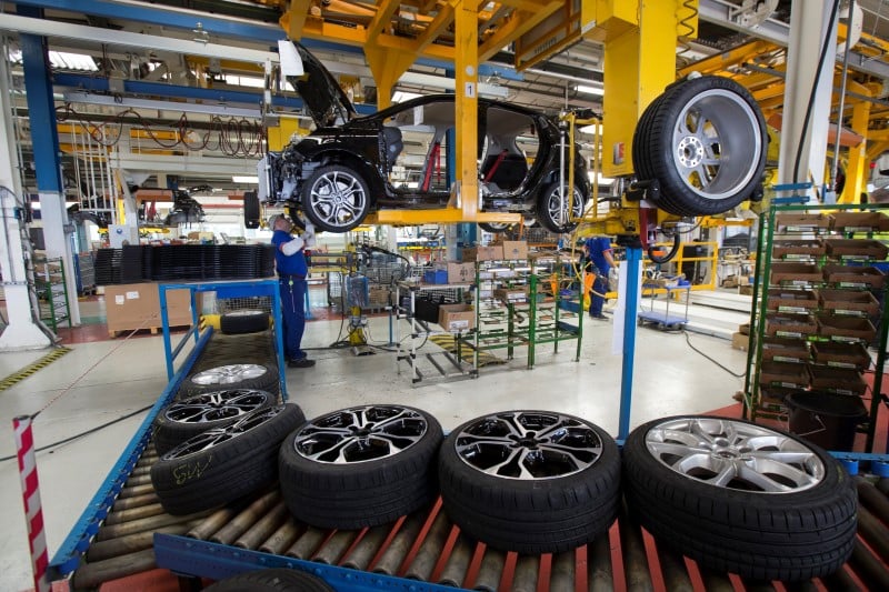 Le nouveau fourgon nissan sera produit dans l’usine renault de sandouville 