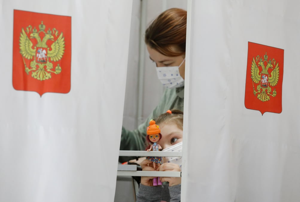 Russie: le parti au pouvoir en passe de gagner les legislatives