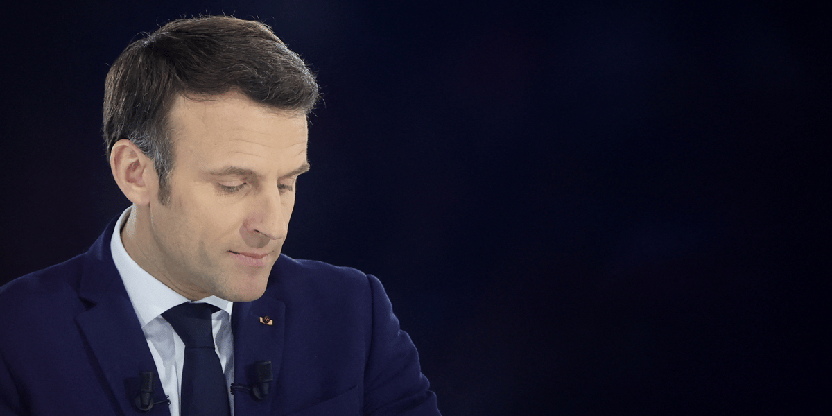 Ukraine: des "indices tres clairs" de crimes de guerre, nouvelles sanctions requises, dit macron