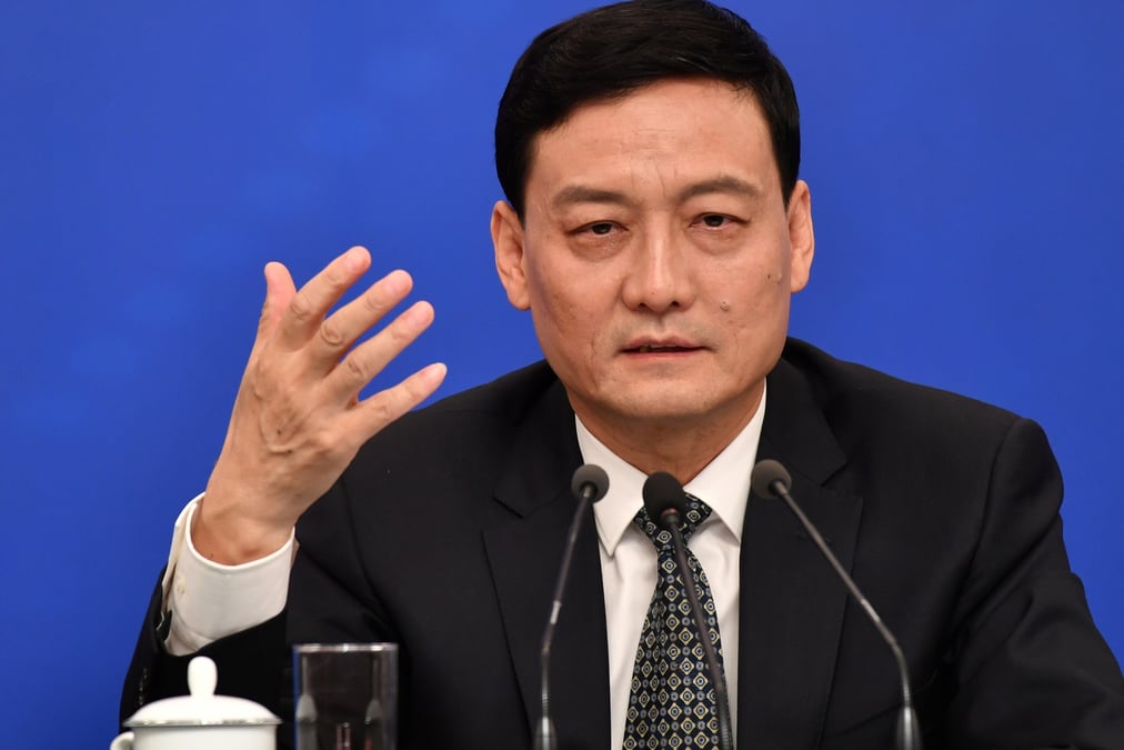 Le ministre chinois de l'industrie vise par une enquete
