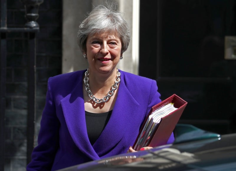 Londres est pret a un brexit sans accord, dit theresa may