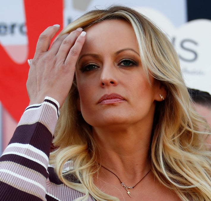 Usa: la justice rejette la poursuite en diffamation de stormy daniels contre trump