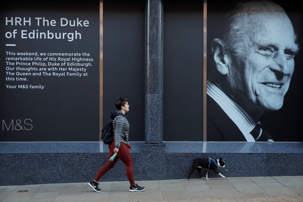 Les britanniques disent adieu au prince philip