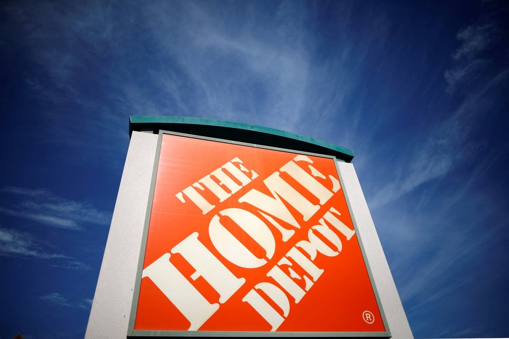 L'enseigne de home depot dans un magasin de los angeles