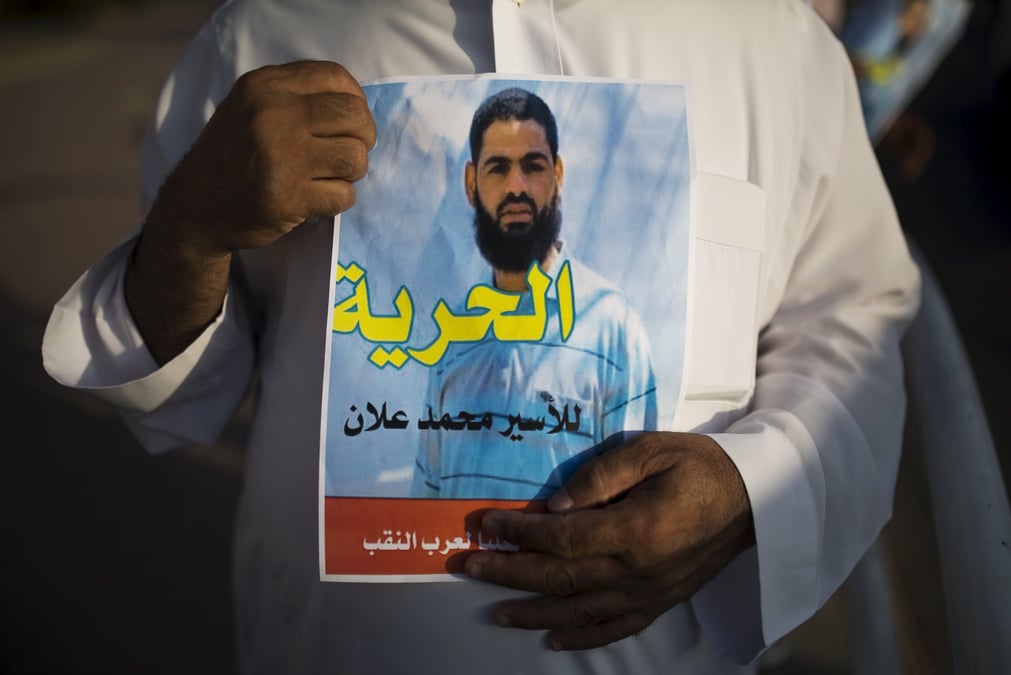 Un palestinien suspend sa greve de la faim au bout de 65 jours
