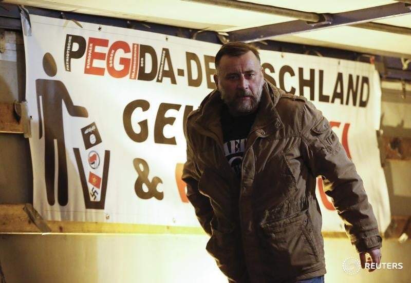 Le fondateur de pegida compare un ministre allemand a goebbels