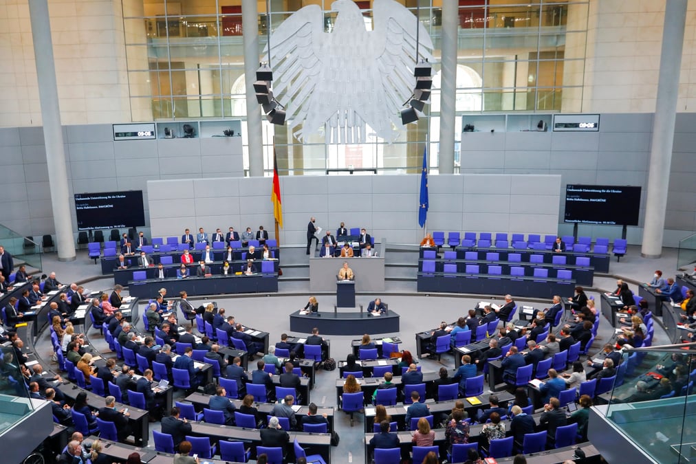 Le bundestag donne son feu vert a la livraison d'armes lourdes a l'ukraine