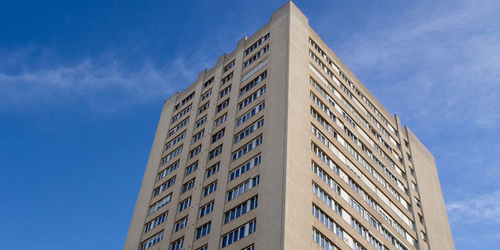 Le programme national rénovation urbaine prévoit de transformer 448 quartiers populaires dits « prioritaires de la politique de la ville ».