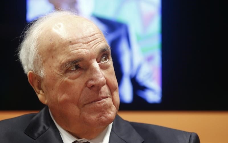 Helmut kohl, pere de la reunification allemande
