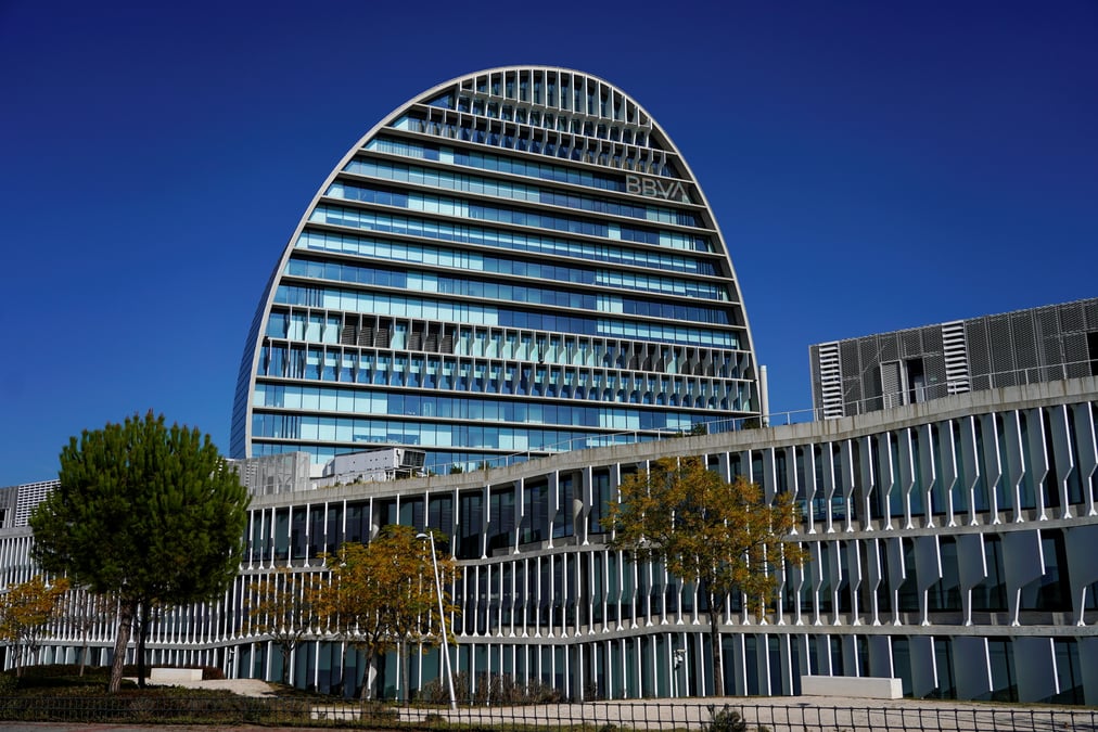 Les negociations entre bbva et sabadell calent sur le prix