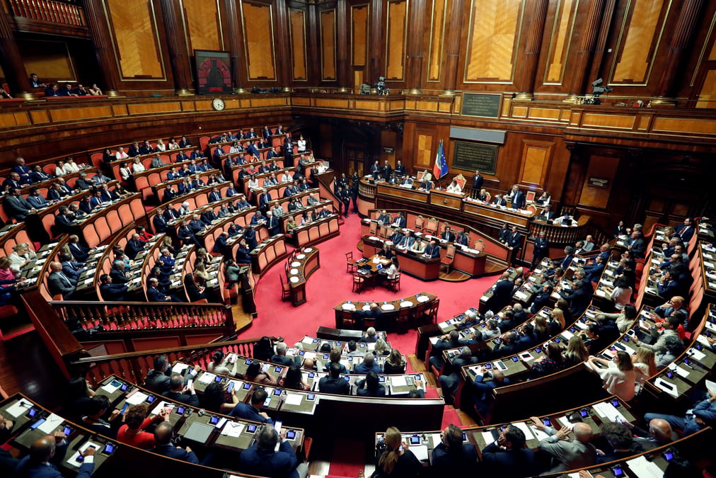 Italie: le debat sur la motion de defiance fixe au 20 aout