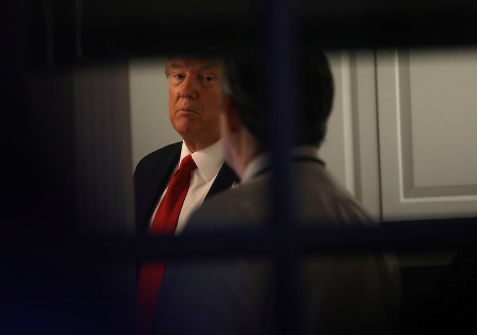 Trump s'interroge sur l'origine du nouveau coronavirus
