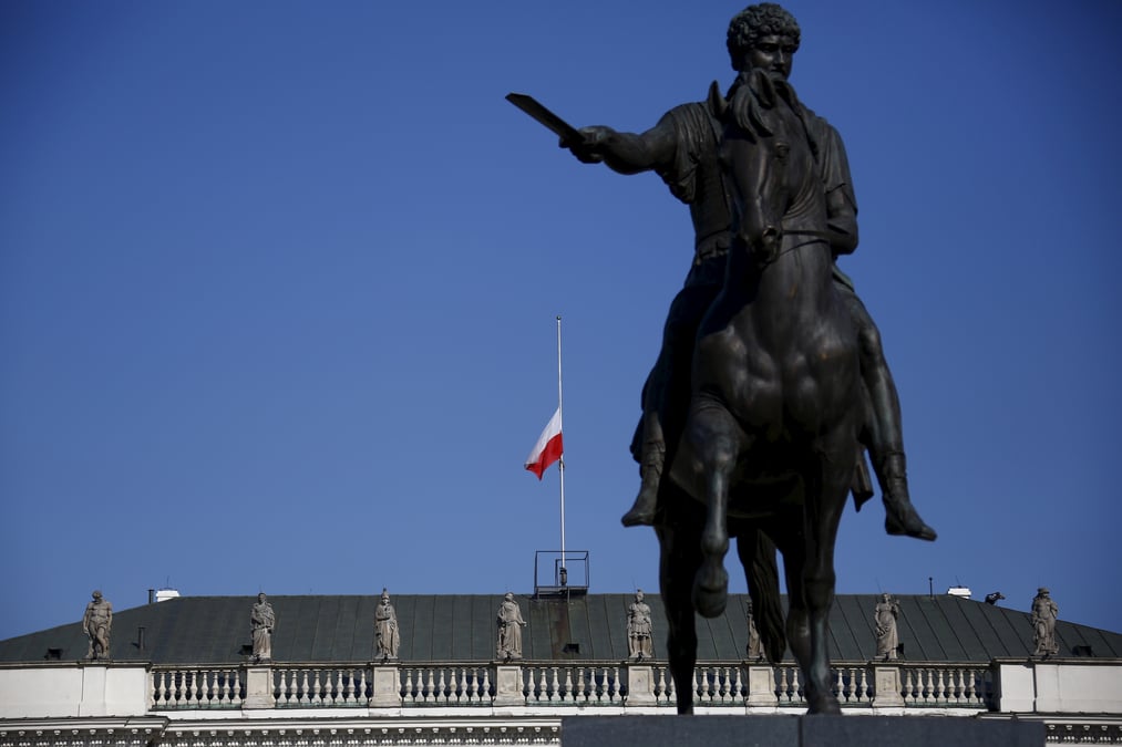 Coronavirus/pologne: les conservateurs changent le code electoral avant la presidentielle