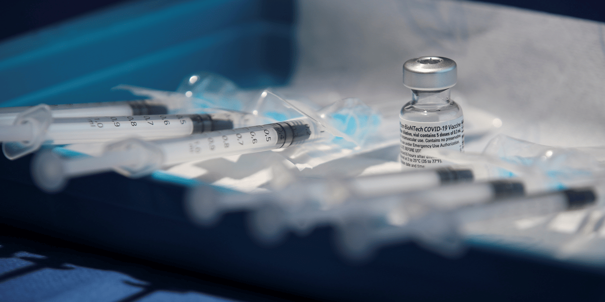 Vaccin: la haute autorite de sante recommande de decaler la 2e dose a 42 jours