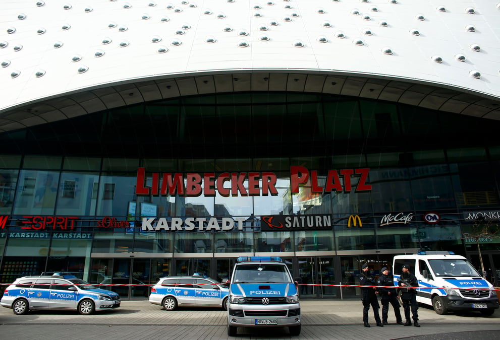 Un centre commercial evacue en allemagne pour risque d'attentat