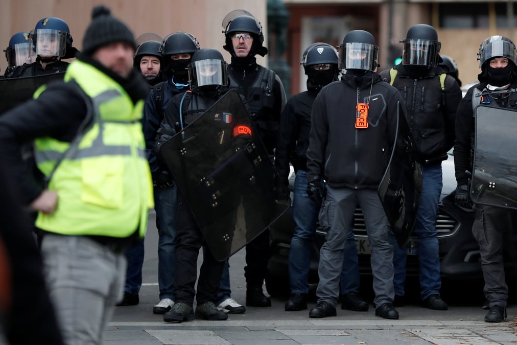 "gilets jaunes": paris de nouveau sous haute securite samedi