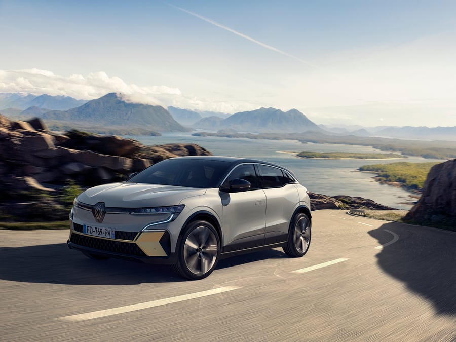 Renault a baissé de 4.000 euros sa Megane électrique au mois de janvier. Elle est désormais affichée à 34.000 euros hors bonus écologique.