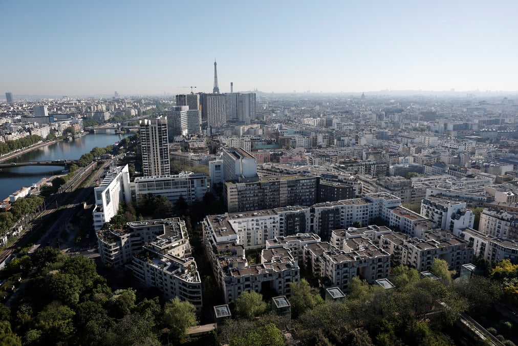 À Paris, le prix des appartements anciens a atteint 9 530 euros par mètre carré au 1er trimestre 2025.