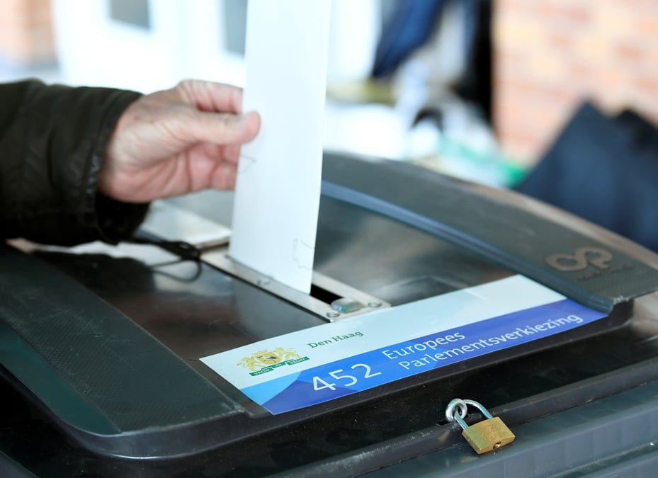 Le royaume-uni et les pays-bas donnent le coup d'envoi des elections europeennes