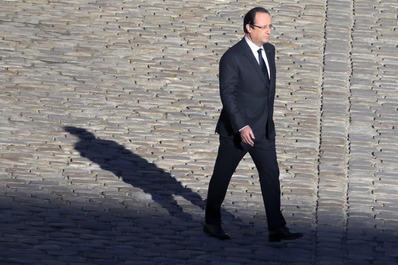 La cote de popularité de Hollande reste stable, selon Ifop