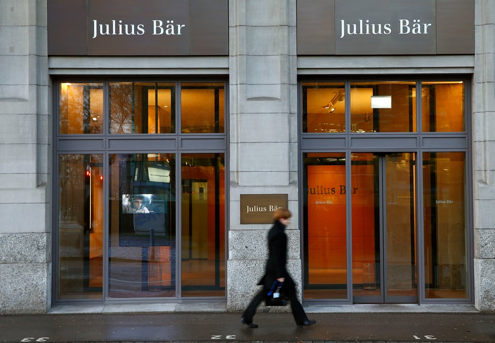 Julius baer lance un avertissement sur son ratio couts/revenus