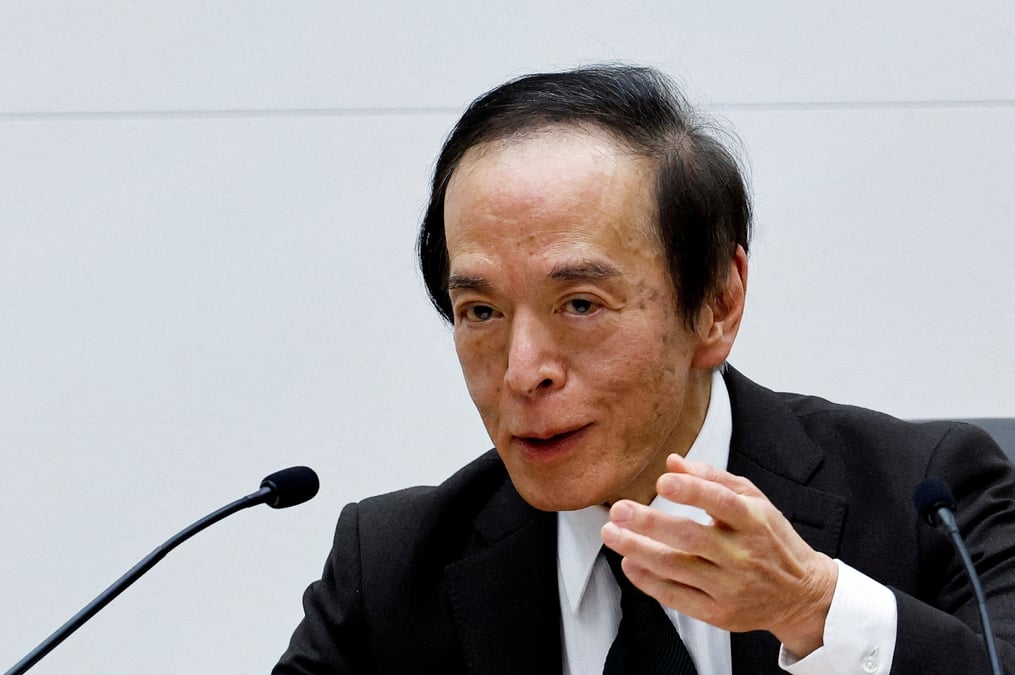 Photo d'archives: le gouverneur de la banque du japon kazuo ueda
