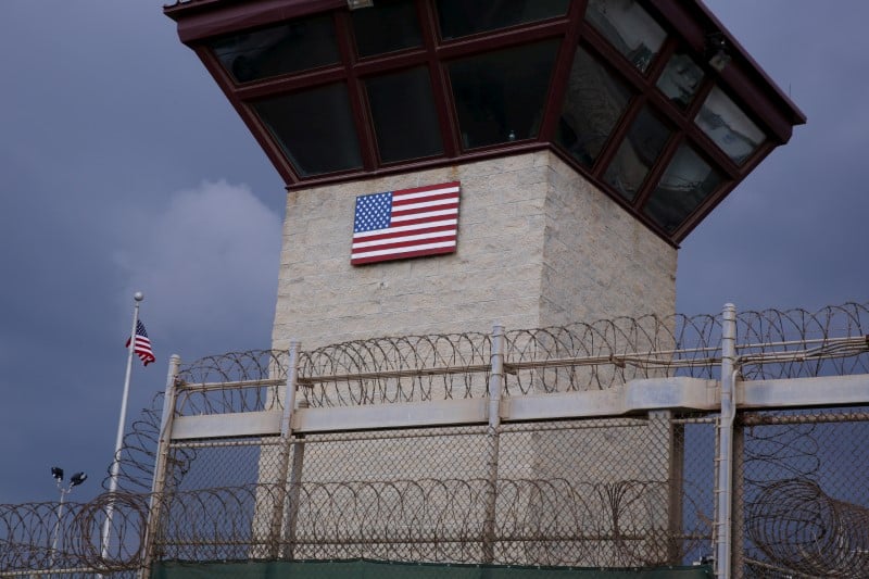 Trump signe un decret pour perenniser le camp de guantanamo