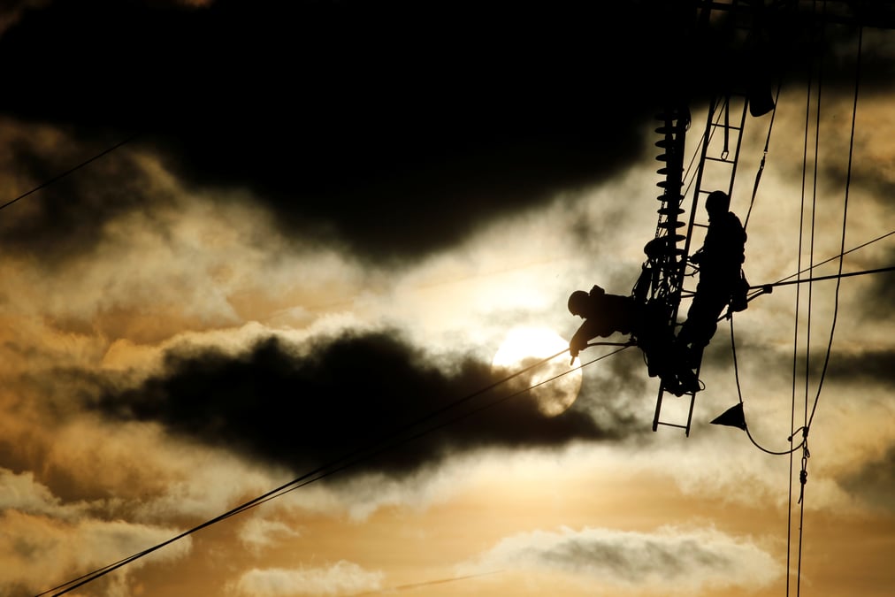 Le gouvernement retarde la hausse des tarifs de l'electricite