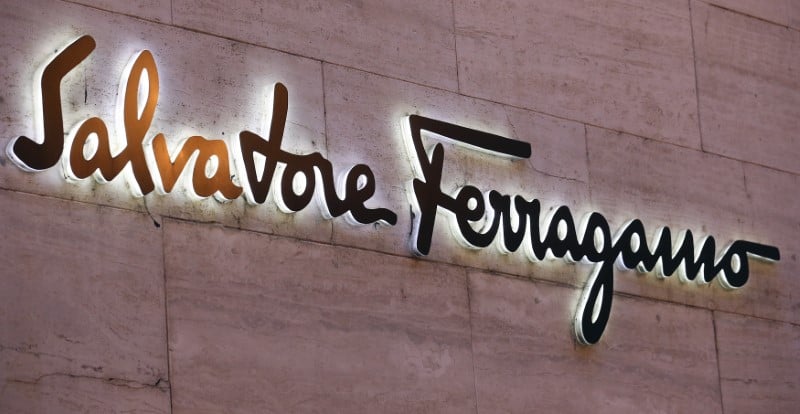 Le cout de la reorganisation pese sur le benefice de ferragamo