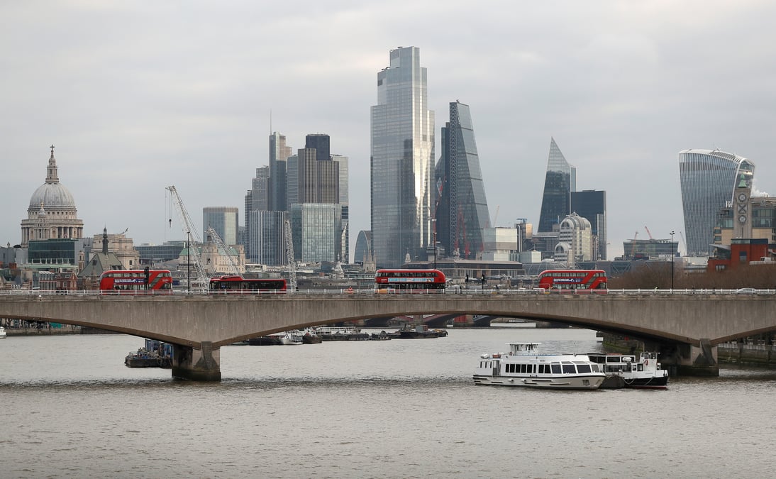 L'esma demande aux banques de traiter les derives dans l'ue apres le brexit