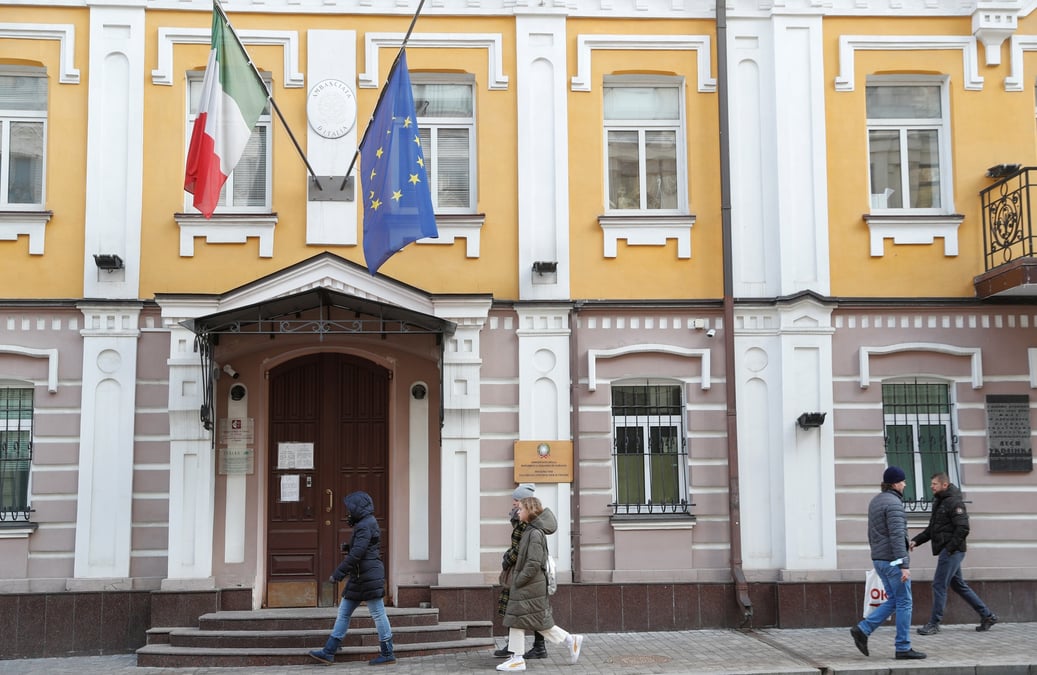 Ukraine: l'italie prevoit de rouvrir son ambassade a kyiv apres paques
