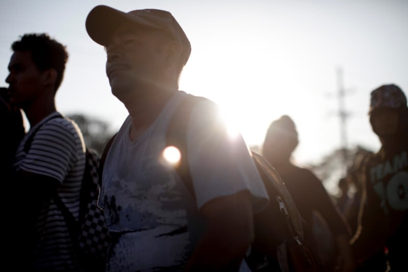 Mexique: les autorites arretent 800 migrants a la frontiere avec le guatemala
