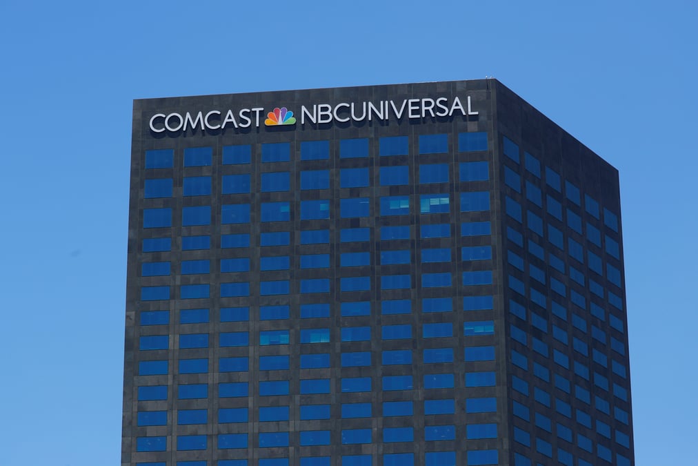 Nbc universal etudie une reduction significative de ses effectifs