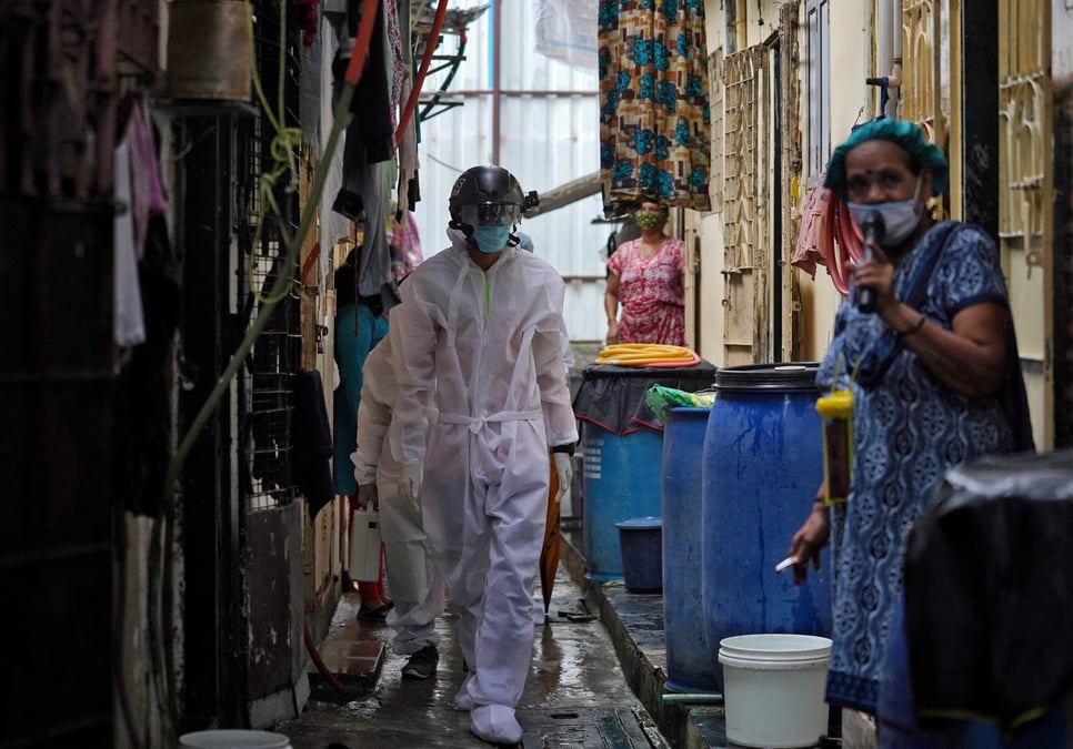 Coronavirus: plus de la moitie des habitants des bidonvilles de bombay probablement contamines