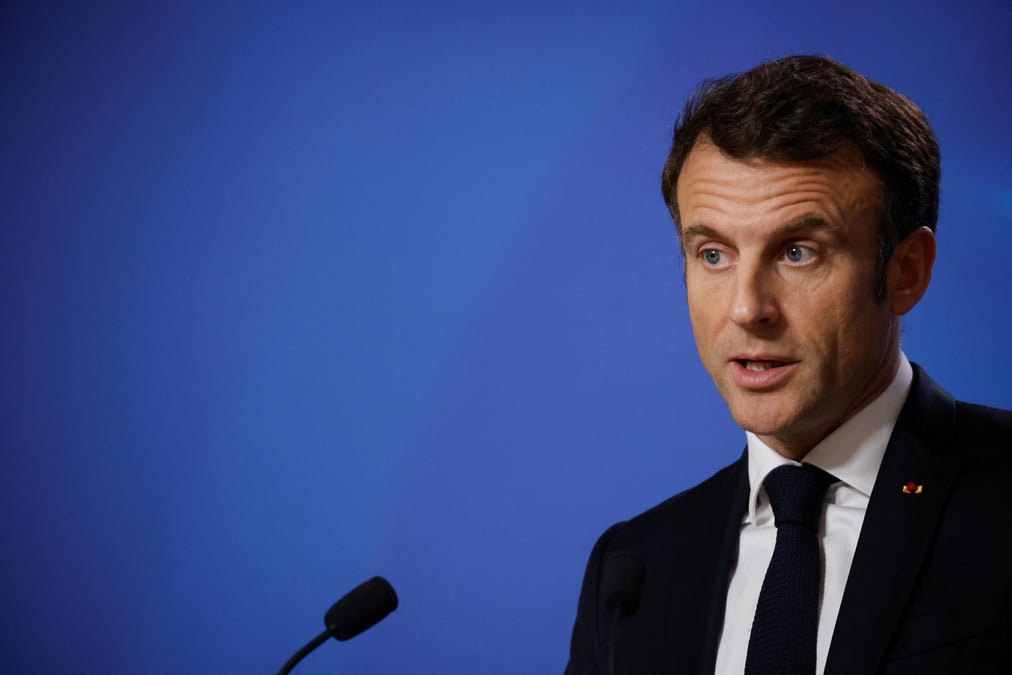 Photo du president de la republique francaise emmanuel macron