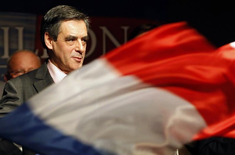 Lundi 3h du matin - le passage surprise de Fillon au siège de l'UMP